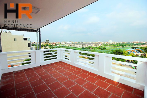 Big balcony apartment 01 bed with lake view in Tay Ho district