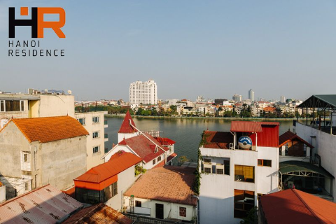 Lake view 01 bedroom for rent in Xuan Dieu, Tay Ho dist
