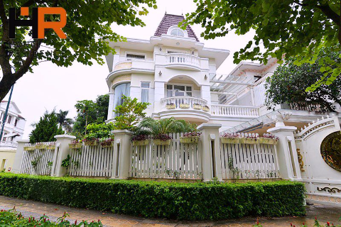 Beautiful Corner Villa 05 beds with big outdoor space for rent in Ciputra