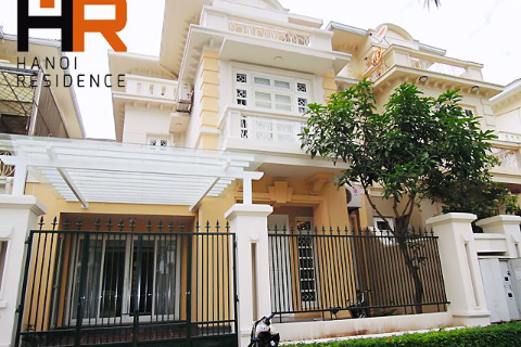Villa Ciputra For Rent, 04 bedrooms, furnished near UNIS school