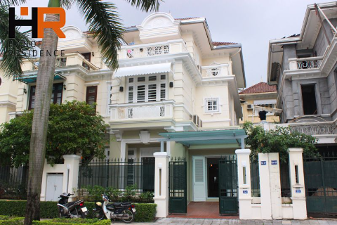 Fully furnished Villa for rent in Ciputra with 5 bedrooms, closed to UNIS school