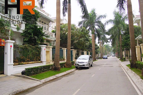Ciputra villa for rent near UNIS, 4 bedrooms and party furnished