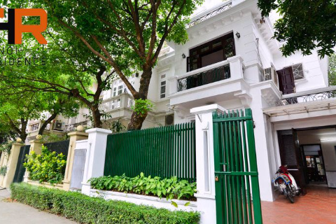 Fully furnished Villa 05 beds for rent near UNIS school, Ciputra