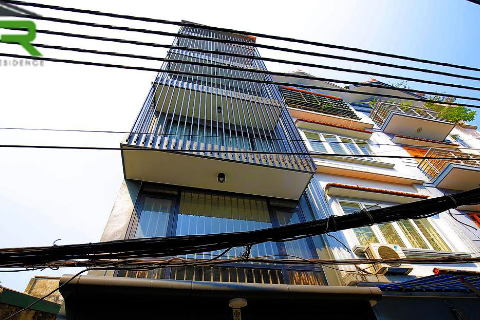 Brand-new, quiet 5 bedroom house for rent in Tay Ho Hanoi