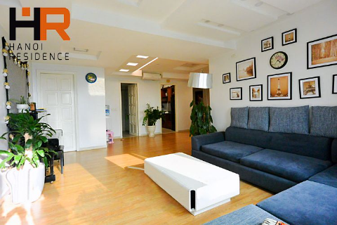 Beautiful apartment 03 beds for rent in G building Ciputra