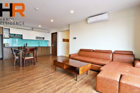 Big balcony & Lake view 02 bedroom apartment for rent in Tay Ho dist