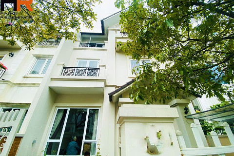 Modern 5-Bedroom Villa for rent in Anh Dao area, Vinhomes Riverside 