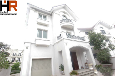 Good price villa in Vinhomes Riverside Long Bien with 4 bedrooms, next to river