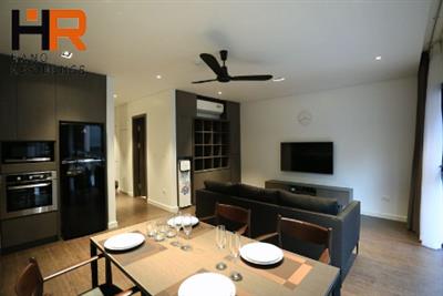 Quality 02 bedrooms apartment for rent on Xuan Dieu, Tay Ho dist