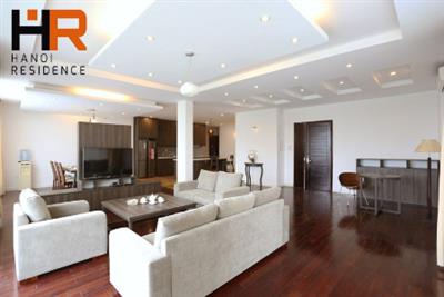 Spacious & Lake view 04 bedroom apartment on Dang Thai Mai with service