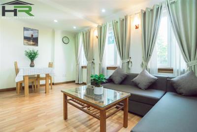 Bright 01 bedroom apartment near Lotte Center, perfect location, walking to some lakes