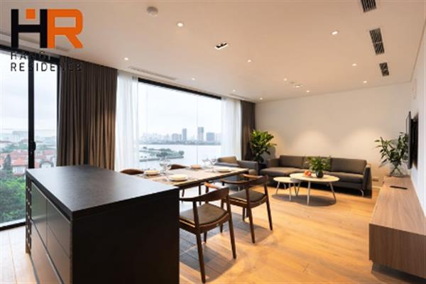 Top-floor & Lake view 02 beds apartment for rent in Tay Ho with nice terrace
