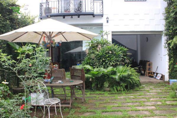 Garden house for rent in Tay ho, 03 bedrooms with high quality furniture