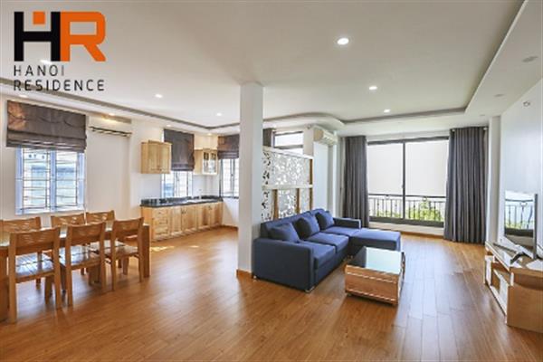 Lake view 02 beds aparment for rent in Yen Phu village