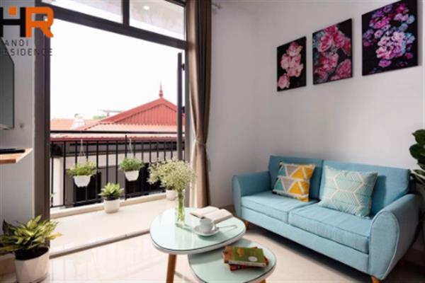 Full of light 02 beds apartment for rent in Au Co street
