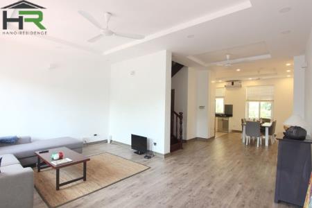 Front lake house in Tay Ho with 5 bedroom, modern kitchen & roof terrace