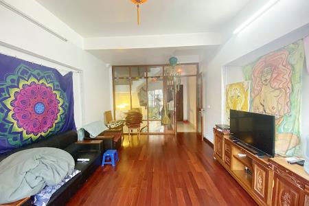 Minimalist 6 bedroom house for rent with very good-price in Tay Ho