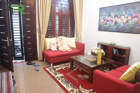 06 bedroom house for rent in Dong Da Dist, fully furnished with big kitchen
