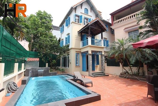 Swimming Pool 4 Bedroom House with A Large Yard for rent in Tay Ho