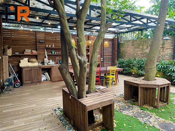 Garden, one storey house for rent in Dang Thai Mai - Tay Ho