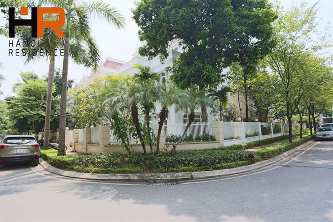 Corner & newlly renovated Villa in Ciputra with 5 bedrooms, morden open kitchen, big garden