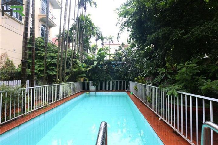Mythical garden house with swimming pool and 5 bedrooms for rent in Tay Ho, good price