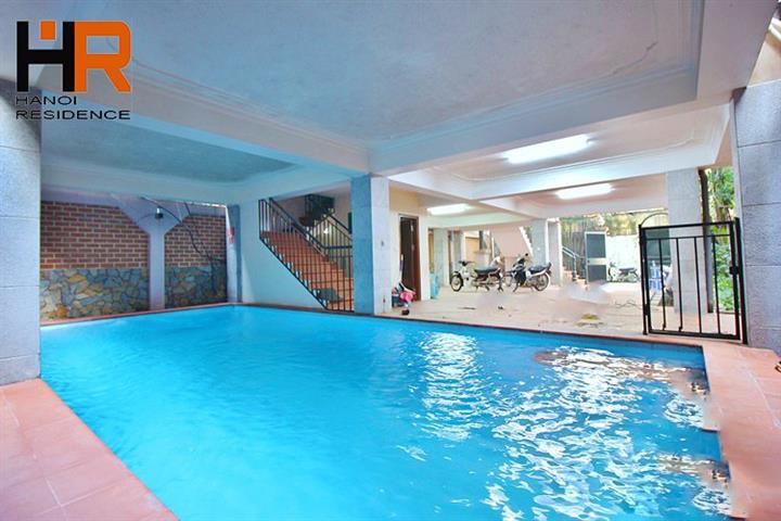 To Ngoc Van, Tay Ho: Gorgeous villa with pool and large parking space for lease