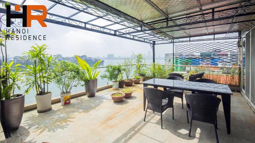 Big balcony & Lake view apartment 03 beds for rent on Quang An street