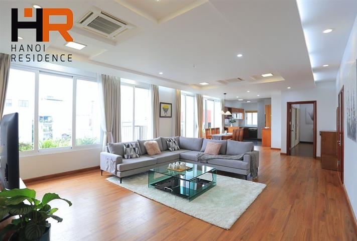 Serviced & lake view apartment in Quang Khanh street with 4 bedroom