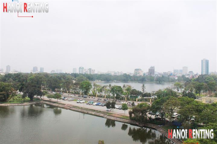 Lake view apartment in Ba Mau lake, furnished, 2 bedrooms & services