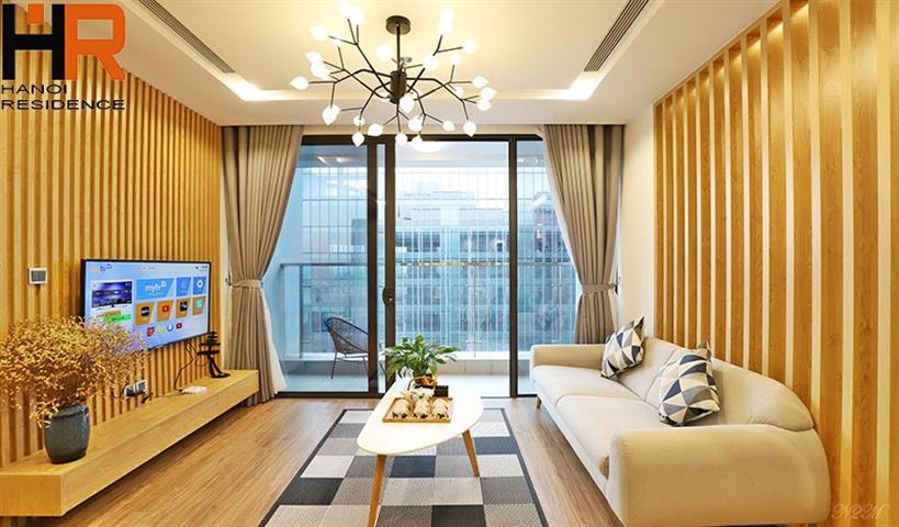 High floor 2 bedroom apartment with lake view for rent at reasonable price