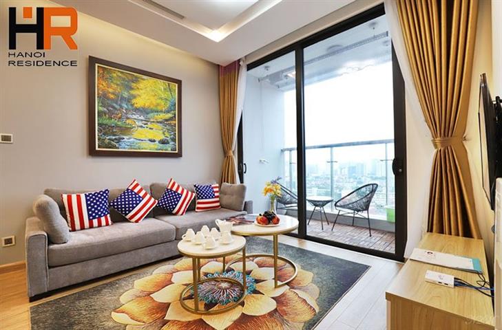 City view 3 bedroom on the middle floor for rent in Vinhomes Metropolis 