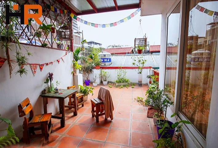 House for rent in Tay Ho, 04 beds, fully furnished, nice terrace