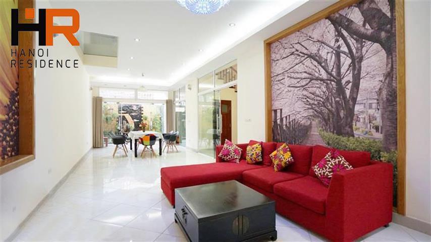 Fully furnished 05 bedrooms with courtyard for rent in Tay Ho dist