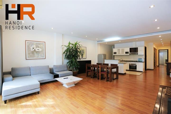 Spacious serviced apartment 03 beds with lake view in Tran Vu str