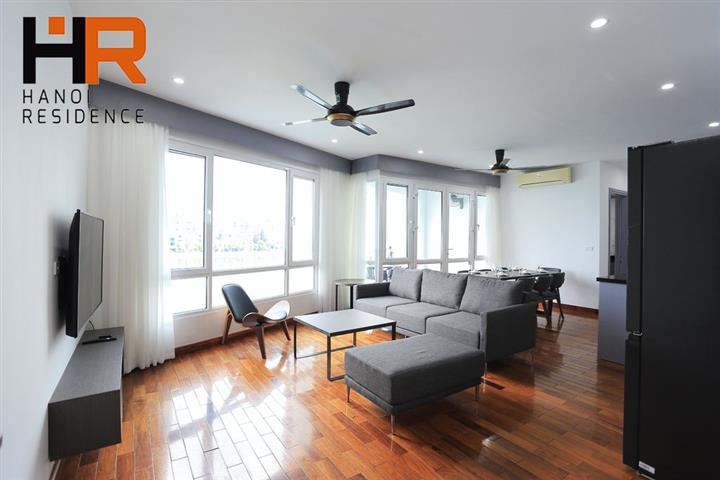 Beautiful Lake view serviced apartment 03 beds for rent in Quang An st