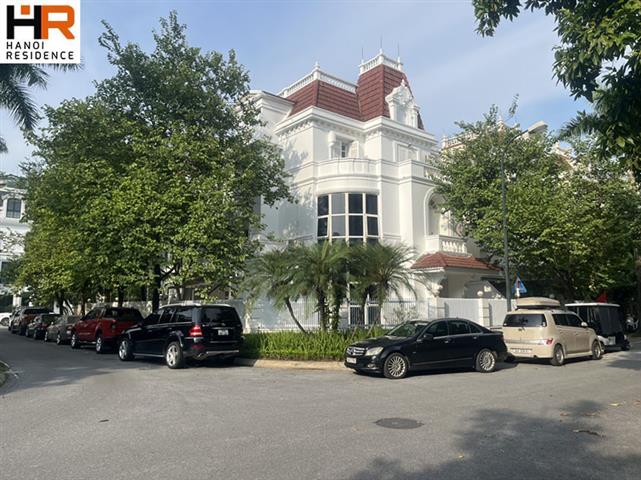 Corner Ciputra villa for rent, 5 bedrooms, newly renovation, partly furnished