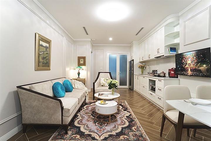 Pretty 2 bedroom serviced apartment for rent on Xuan Dieu street with lake view