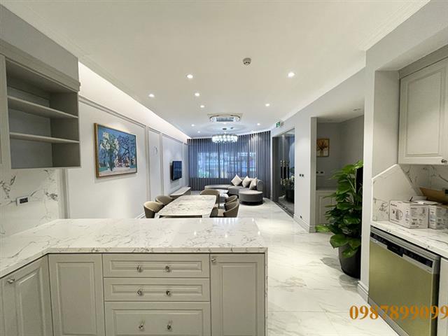Large apartment for rent in Hai Ba Trung district with 2 bedroom & services