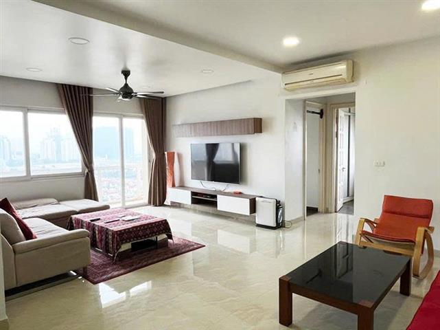 High floor and fully furnished 3 bedroom apartment for rent in E4 Ciputra Hanoi