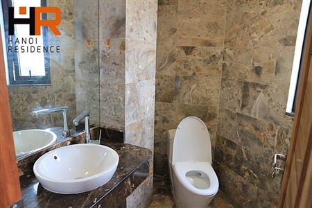 apartment for rent in hanoi 14 bathroom pic 1 result 78490